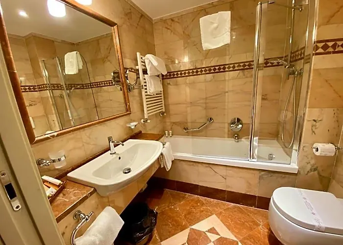 Delle Nazioni Otel 4*